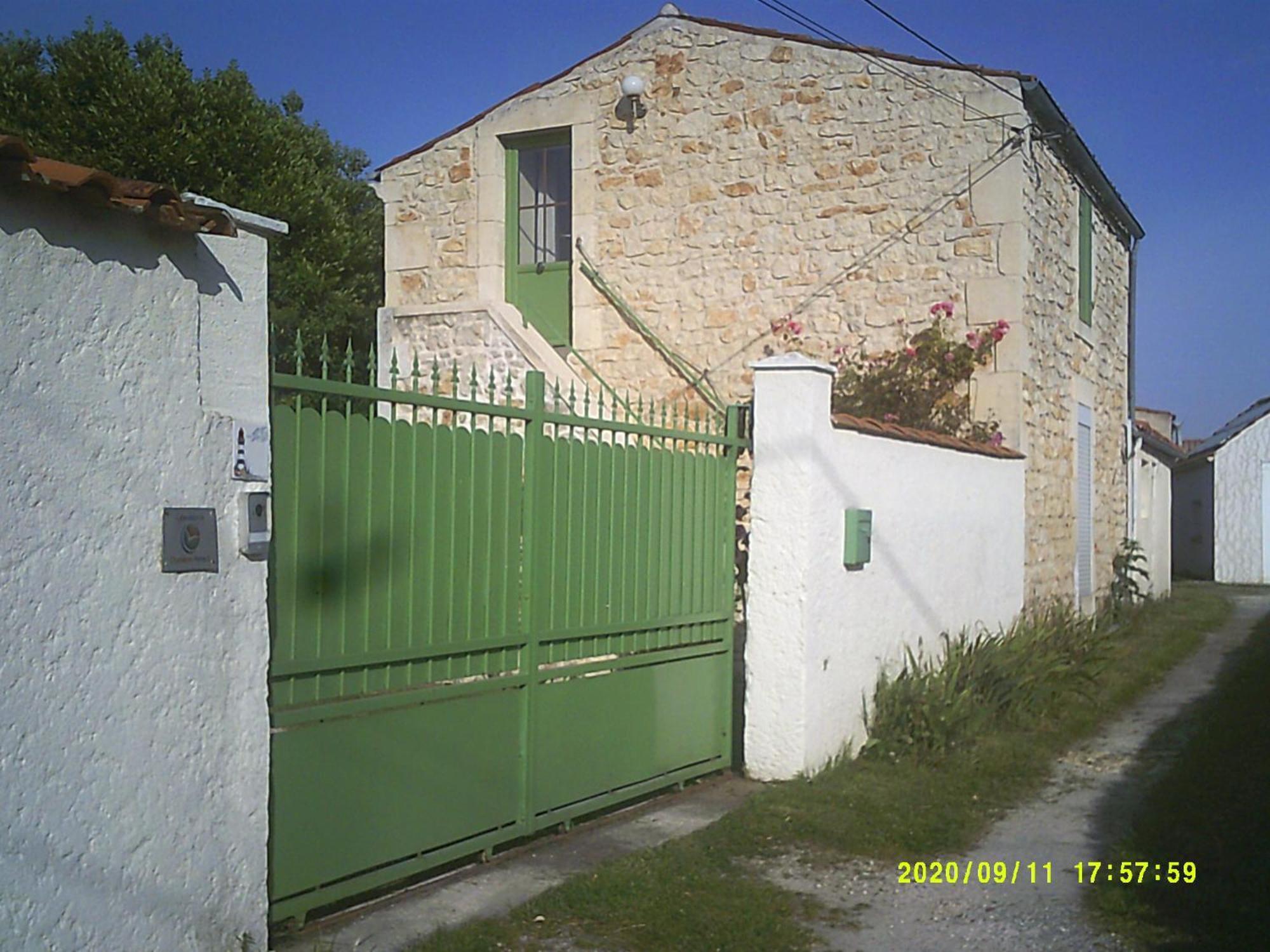 Chre Cathy Et Jean Loup Hotel Le Port-des-Barques Exterior foto